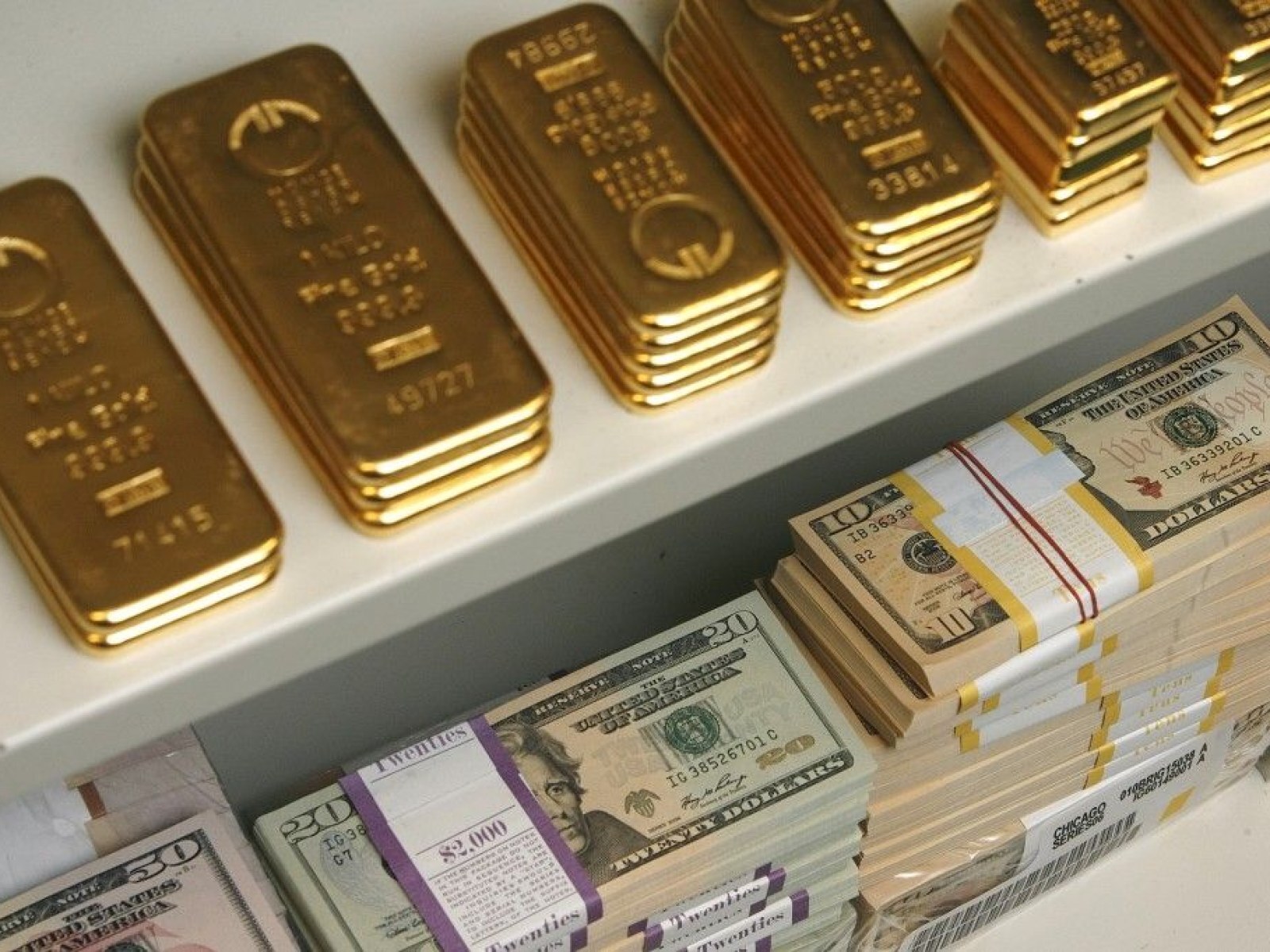 قیمت روز دلار، طلا و سکه ( ۳۱ تیر ۱۴۰۴)+ جدول
