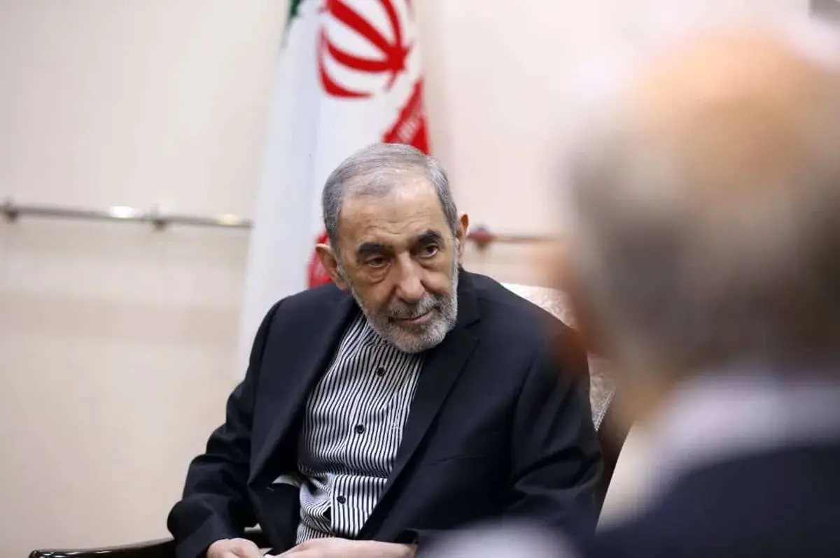 طی 48ساعت گذشته علیاکبر ولایتی در صدر خبرهاست