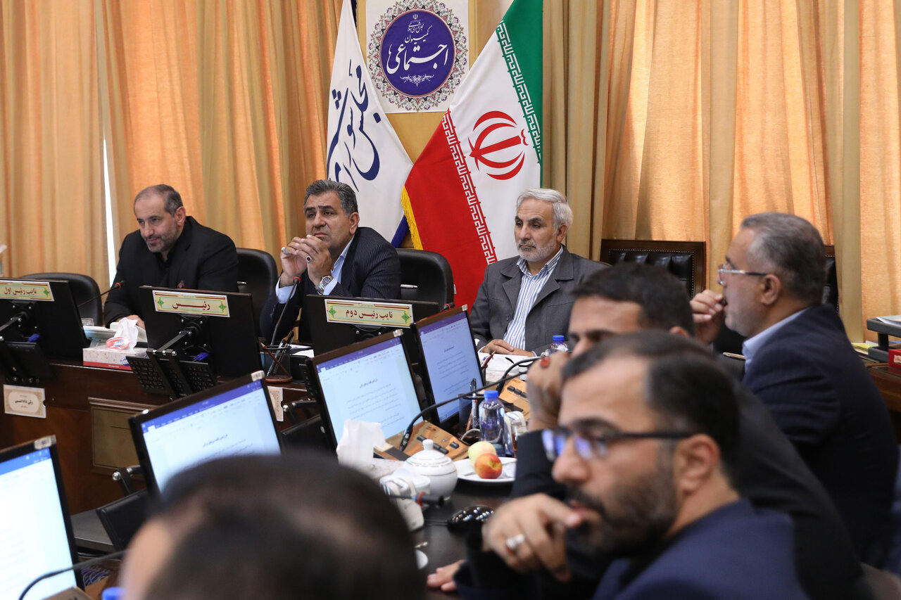 خبر فوری: طرح ساماندهی نیروهای شرکتی به ایستگاه نهایی رسید؛ مرداد ۱۴۰۴ آغاز تبدیل وضعیت