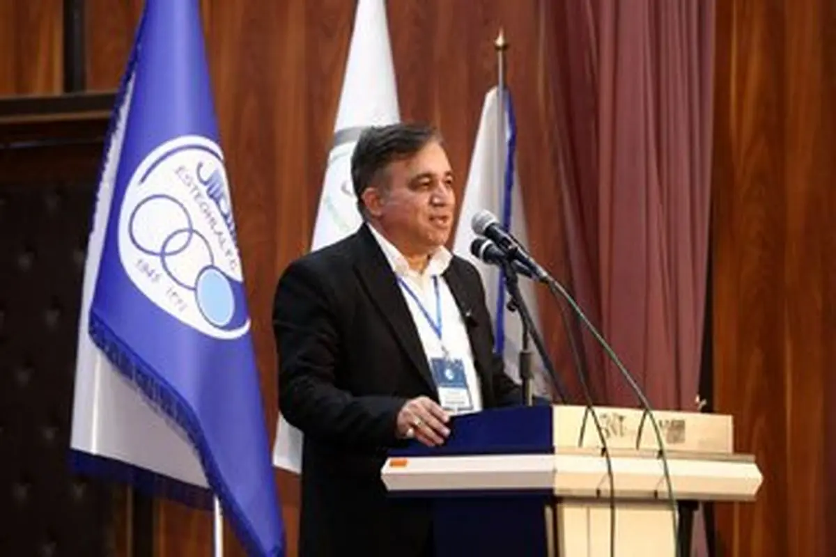 علی تاجرنیا: فعلاً خبری از تغییر مدیریت در باشگاه استقلال نیست